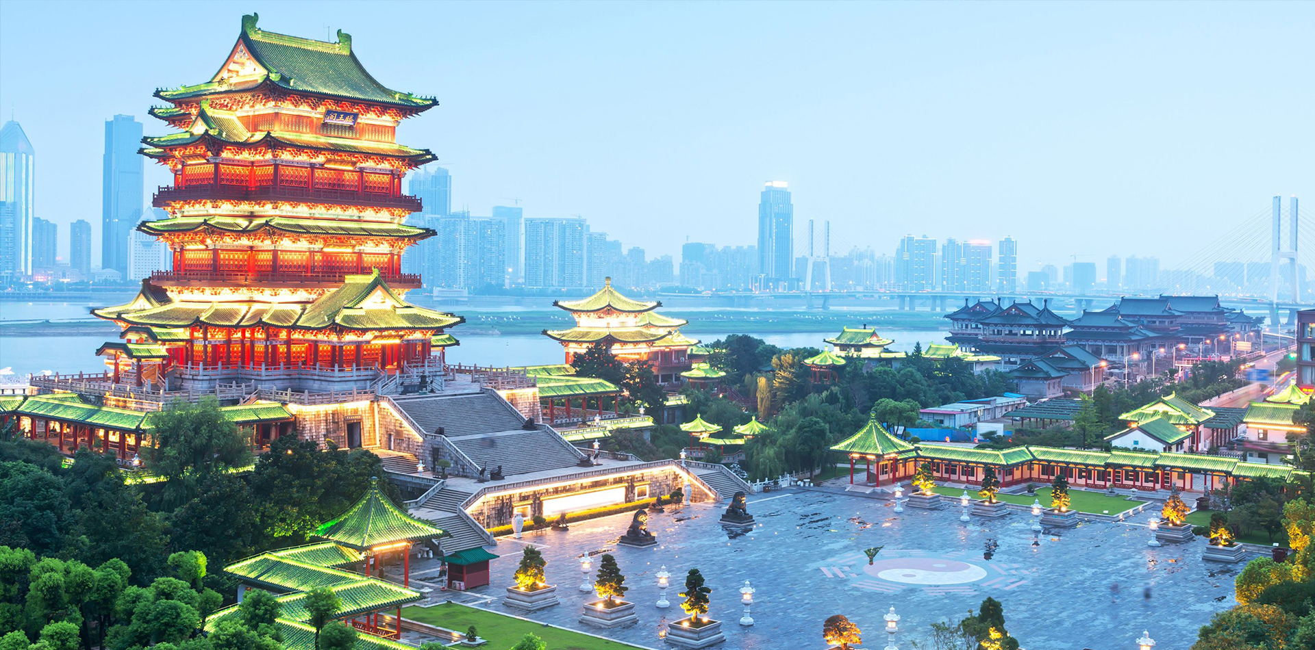 立足南昌，面向全國(guó)